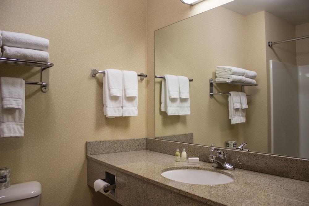 Boarders Inn & Suites By Cobblestone Hotels - Shawano المظهر الخارجي الصورة