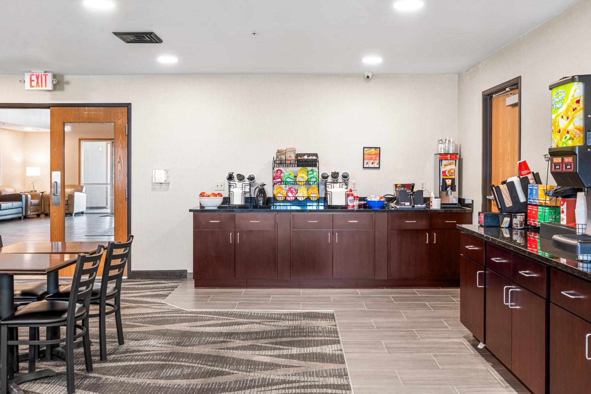 Boarders Inn & Suites By Cobblestone Hotels - Shawano المظهر الخارجي الصورة