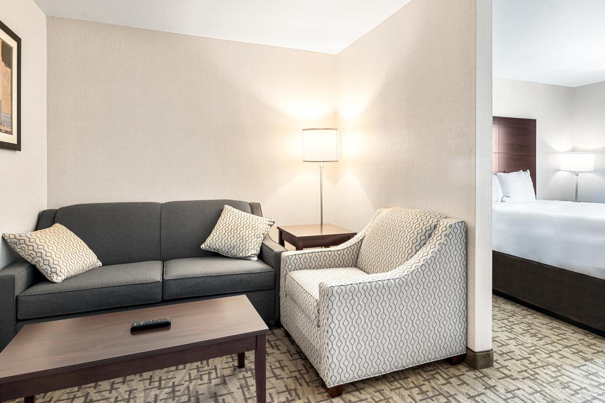 Boarders Inn & Suites By Cobblestone Hotels - Shawano المظهر الخارجي الصورة
