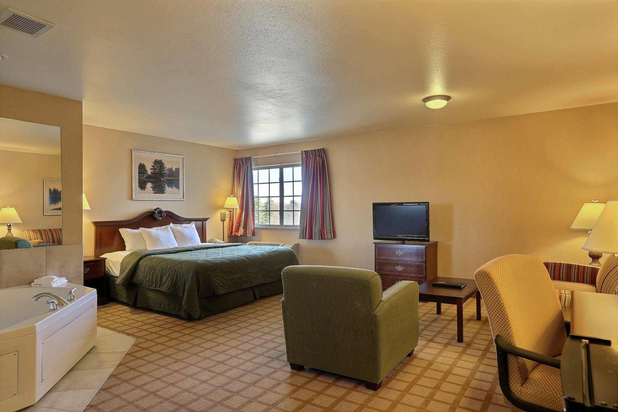 Boarders Inn & Suites By Cobblestone Hotels - Shawano المظهر الخارجي الصورة