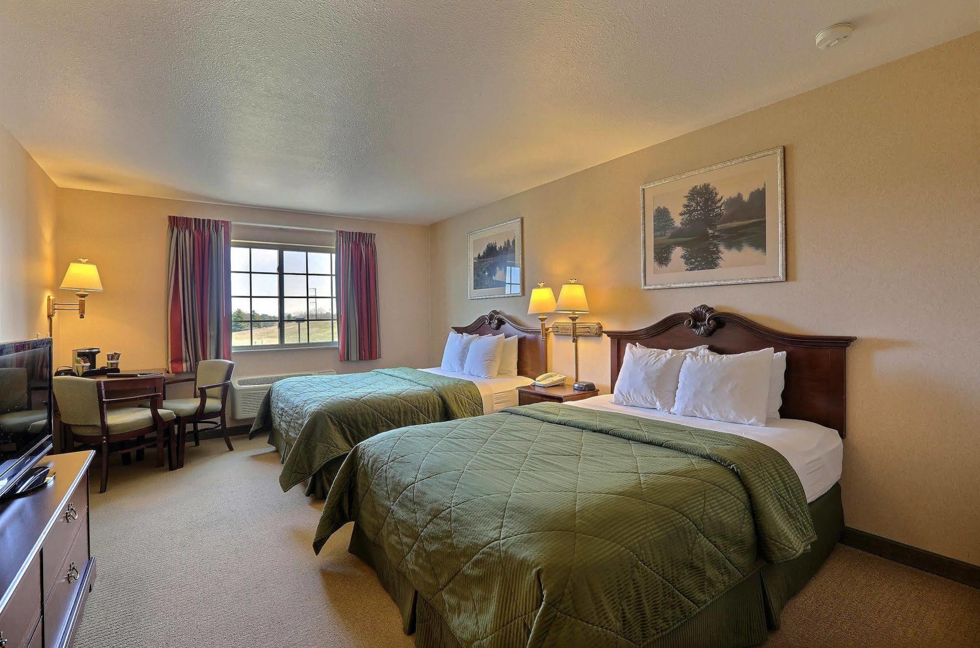 Boarders Inn & Suites By Cobblestone Hotels - Shawano المظهر الخارجي الصورة